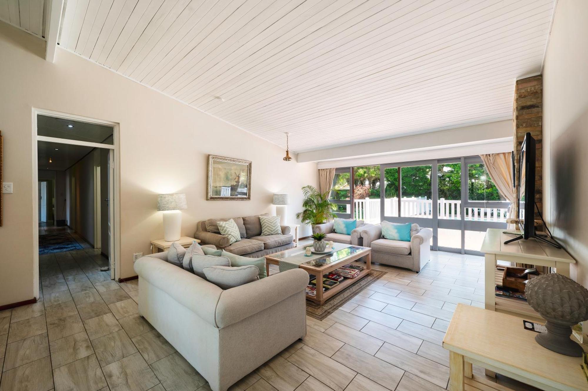 Admirals Lodge Guest House And Brightways Self Catering Apartments بورت اليزابيث المظهر الخارجي الصورة