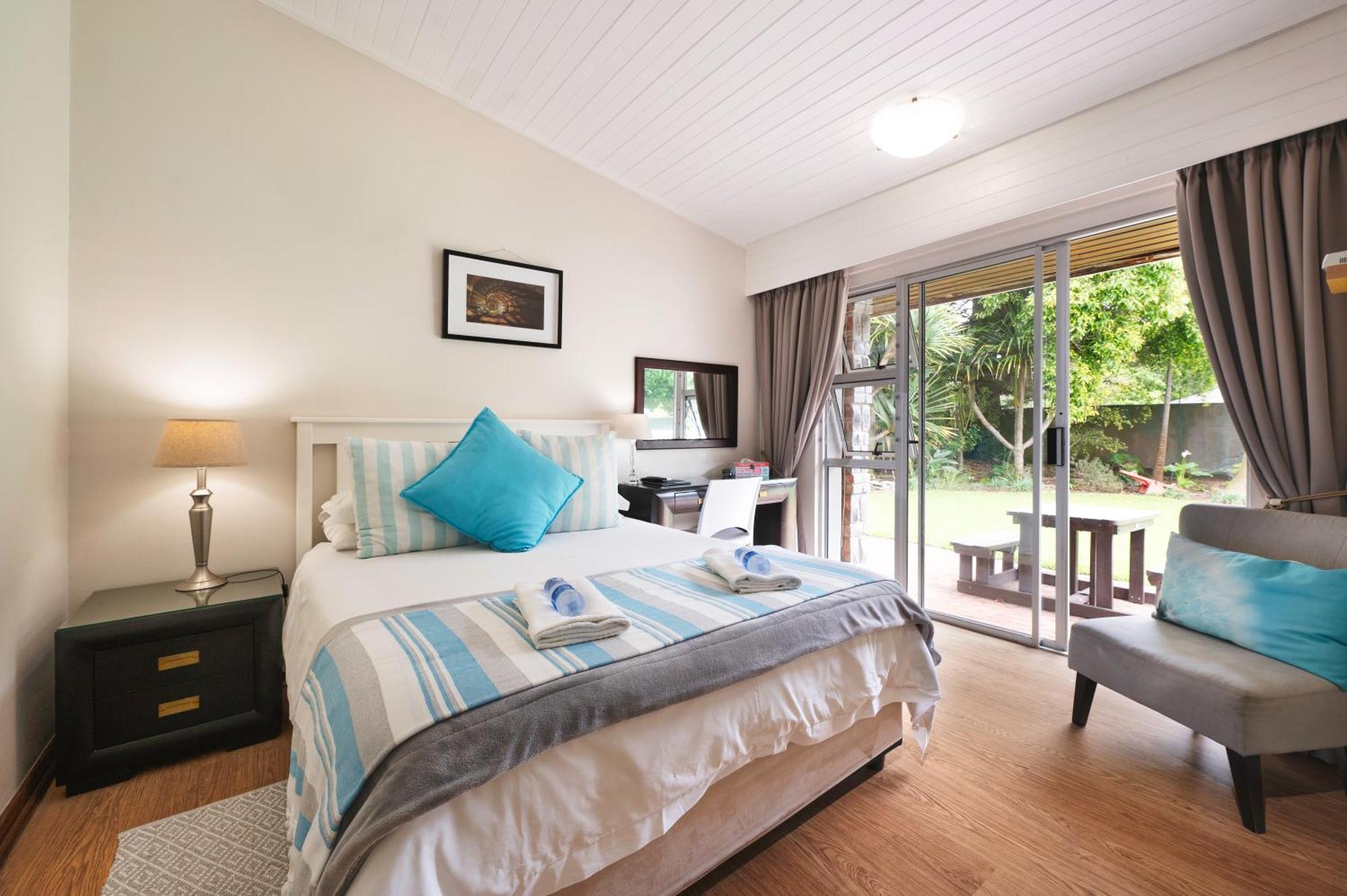 Admirals Lodge Guest House And Brightways Self Catering Apartments بورت اليزابيث المظهر الخارجي الصورة