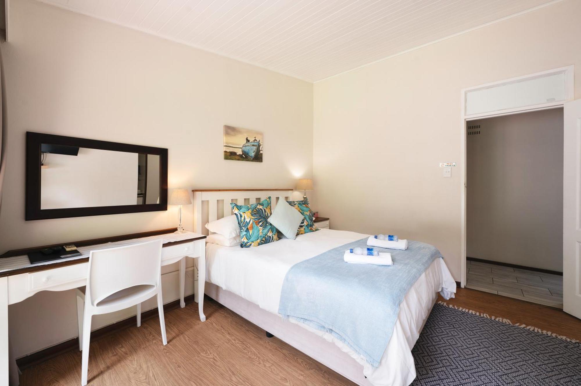 Admirals Lodge Guest House And Brightways Self Catering Apartments بورت اليزابيث المظهر الخارجي الصورة