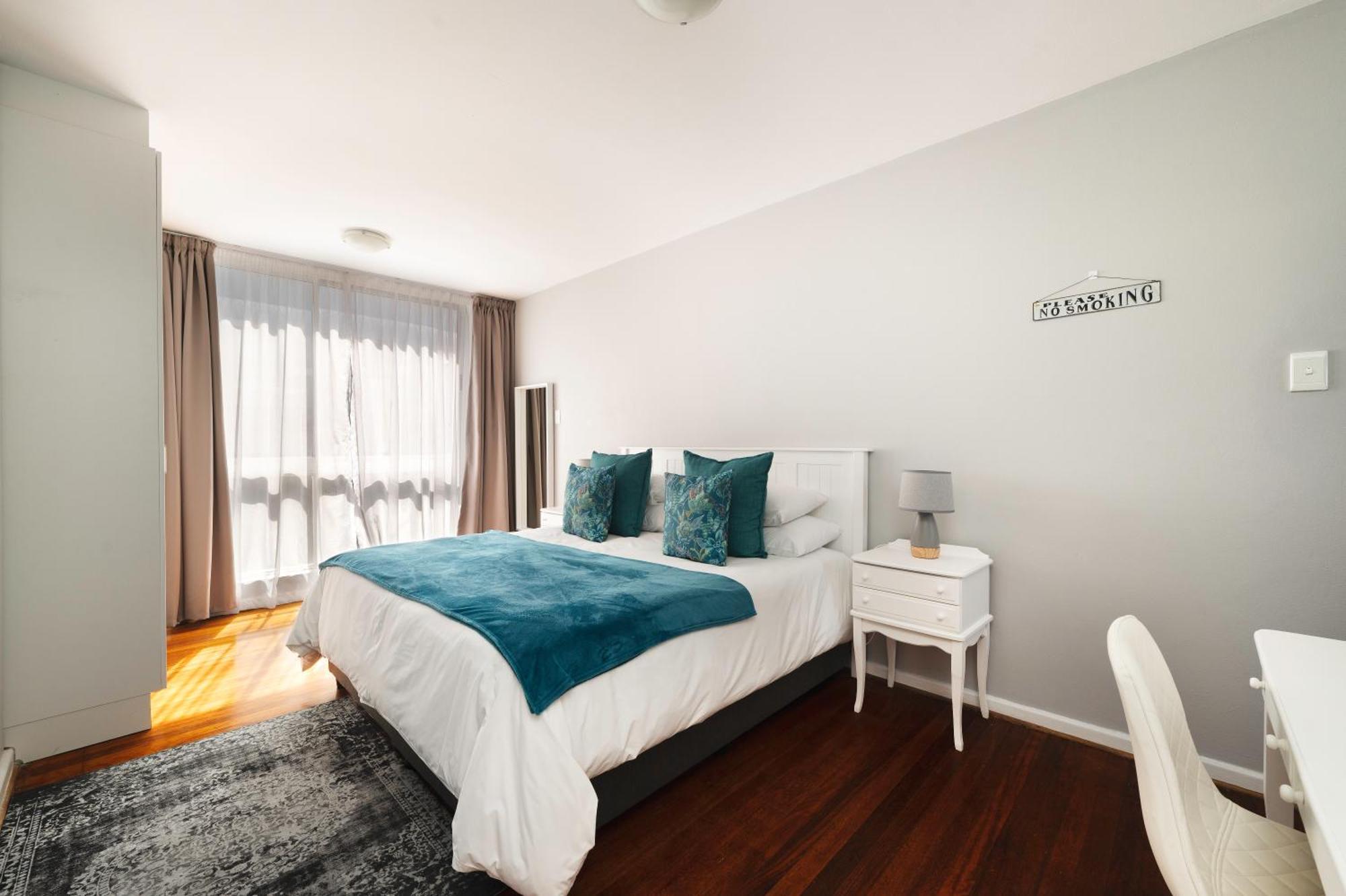 Admirals Lodge Guest House And Brightways Self Catering Apartments بورت اليزابيث المظهر الخارجي الصورة