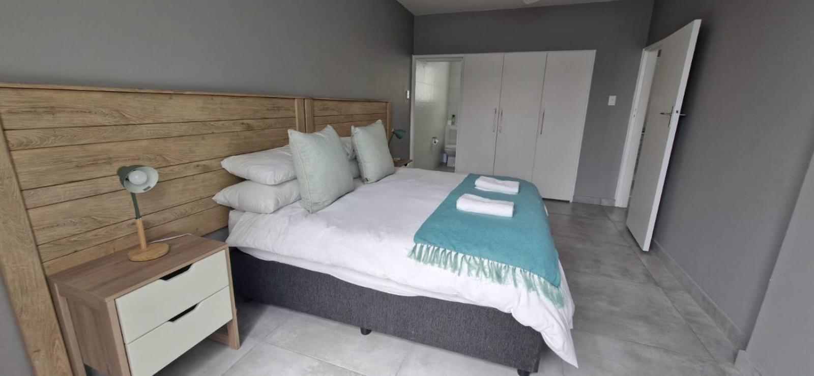 Admirals Lodge Guest House And Brightways Self Catering Apartments بورت اليزابيث الغرفة الصورة